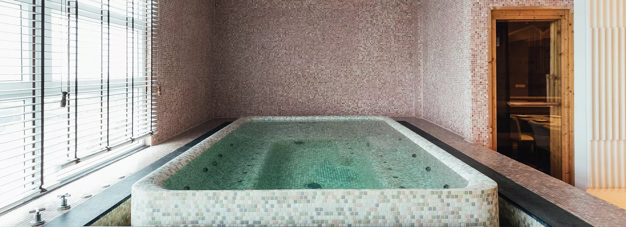 Hot bathtub in a suite at TARA - perfect for 3-4 couples